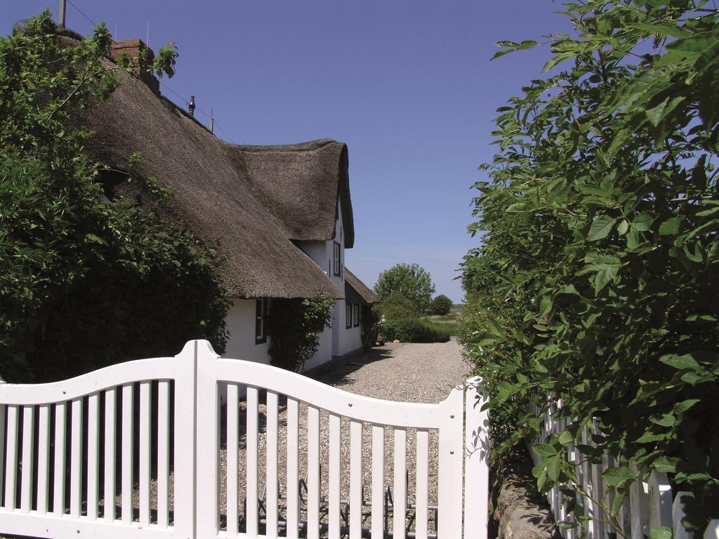 Villa Föhrienhaus Midlum  Zimmer foto